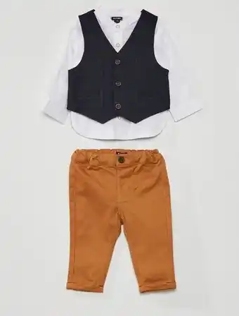 Conjunto camisa + colete + calças