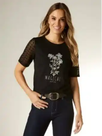 Venca T-shirt de manga curta e renda promoção