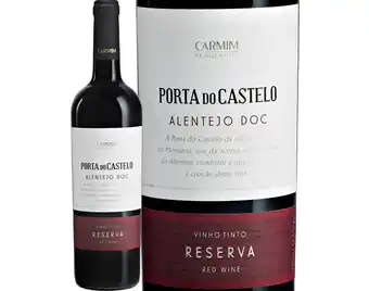 Vinho tinto porta do castelo
