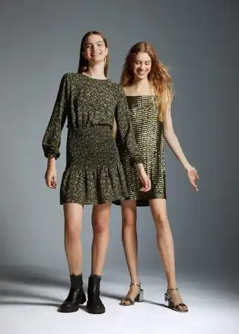 Vestido enrugado às flores
