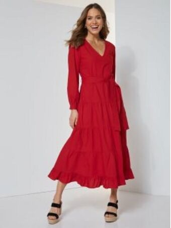 Vestido comprido com panos franzidos e cinto