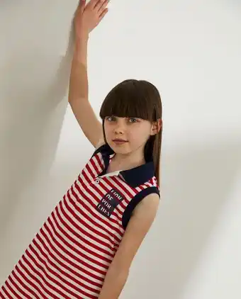 Vestido às riscas sem mangas com estampado