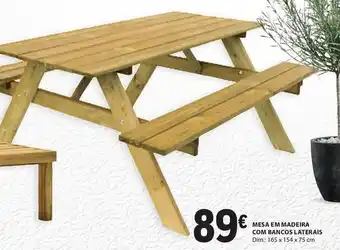 MESA EM MADEIRA COM BANCOS LATERAIS Dim.: 165 x 154 x 75 cm