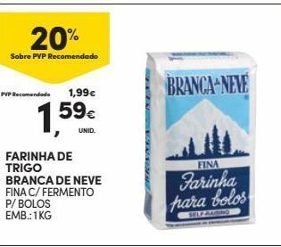 Farinha de trigo branca de neve