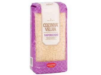 Arroz vaporizado cozinha velha