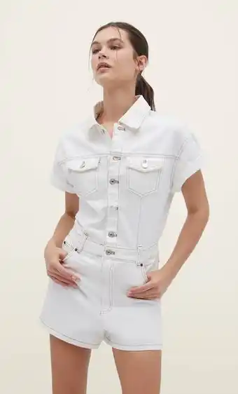 Stradivarius Macacão curto sarja promoção