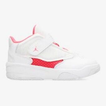 Nike jordan max aura 4