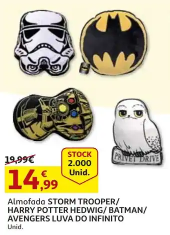 Auchan Almofada Storm TRooper/Harry Potter Hedwig/Batman/Avengers Luva do Infinito promoção