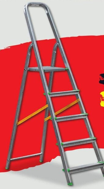 Bricomarché Escadote Classik 5 degraus promoção