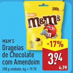 ALDI M&M'S Drageias de Chocolate com Amendoim promoção
