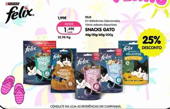 Felix snacks gato