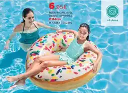 Espaço Casa Bóia insuflável donut sprinkle promoção