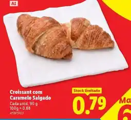 Lidl Croissant com Caramelo Salgado promoção