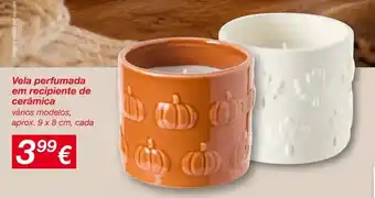 Vela perfumada em recipiente de cerâmica