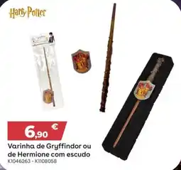 Toys R Us Varinha de Gryffindor ou de Hermione com escudo promoção