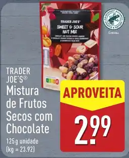 ALDI Trader Joe's Mistura de Frutos Secos com Chocolate promoção