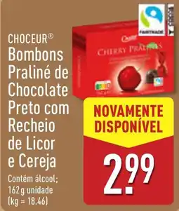 ALDI Choceur bombons praliné de chocolate preto com recheio de licor e cereja promoção