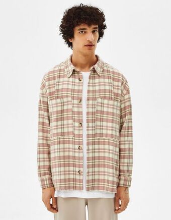 Bershka Camisa larga bolsos quadrados promoção