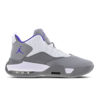 Foot Locker Jordan stay loyal promoção