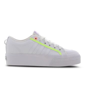 Foot Locker Adidas nizza platform low promoção