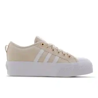 Foot Locker Adidas nizza platform low promoção