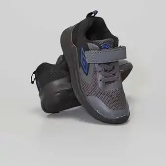Kiabi Ténis com velcro 'umbro' promoção