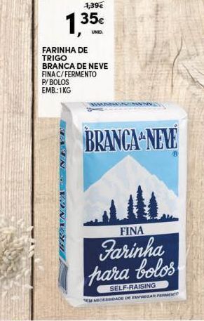Farinha de trigo branca de neve