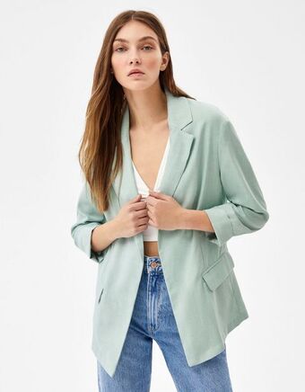 Blazer fluido corte feminino
