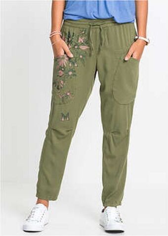 Bonprix Pantaloni imprimați Ofertă
