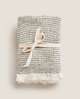 Zara Home Prosop waffle prespălat (set de 3) Ofertă
