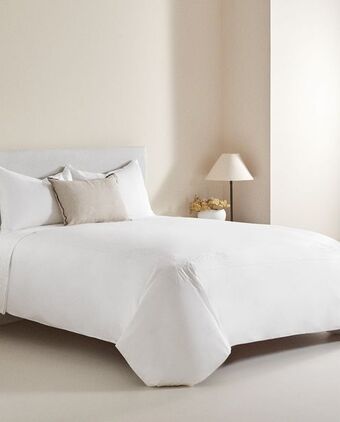Zara Home Husă de plapumă cu broderii Ofertă