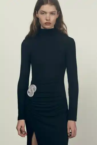 Zara Broșă cu cercuri din strasuri Ofertă