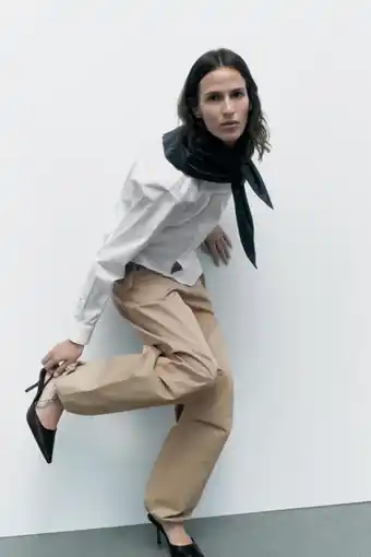 Zara Pantaloni cargo din bumbac Ofertă