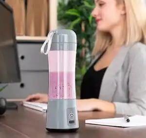 Mini blender portabil cu incarcare usb