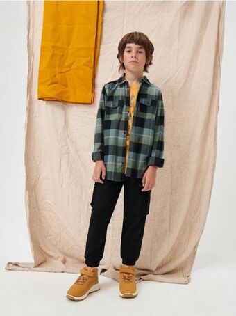 Sinsay Cămașă ecosez Ofertă