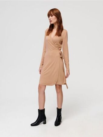 Rochie mini cu șnur decorativ