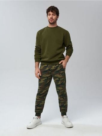 Pantaloni regular