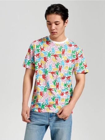 Tricou