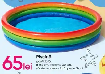 Piscină