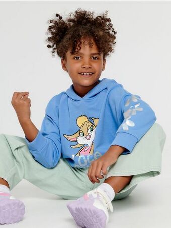 Sinsay Hanorac looney tunes Ofertă