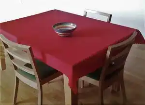 Favi Fata de masa din teflon visinie dimensiune: 140 x 180 cm Ofertă