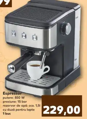 Kaufland Espressor putere: 850 W presiune: 15 bar rezervor de apă: cca. 1,51 cu duză pentru lapte 1 buc Ofertă