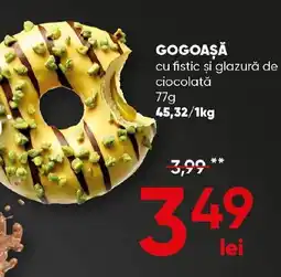 GOGOAȘĂ cu fistic şi glazură de ciocolată