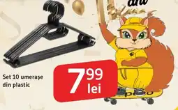 Supeco Set 10 umeraşe din plastic Ofertă