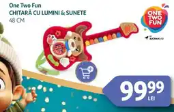 Auchan One Two Fun Chitară cu lumini & sunete Ofertă