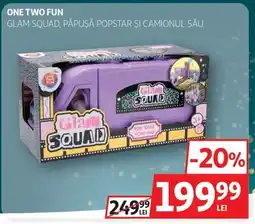 Auchan One Two Fun Glam squad, păpușă popstar și camionul său Ofertă
