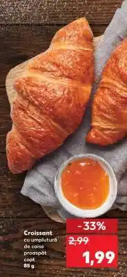 Kaufland Croissant cu umplutură de caise proaspăt copt Ofertă