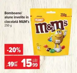 Carrefour Bomboane/alune învelite în ciocolată M&M's 250 g Ofertă