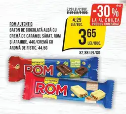 Mega Image Rom autentic baton de ciocolata alba cu cremă de caramel sărat, rom și arahide Ofertă