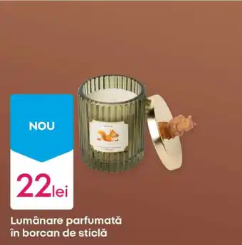 Lumânare parfumată în borcan de sticlă